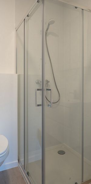 Spacious, furnished student room! - Photo 1