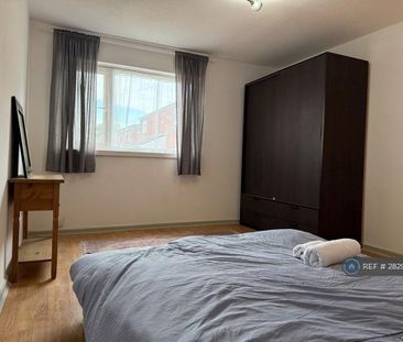 3 bedroom terraced house to rent - Photo 6