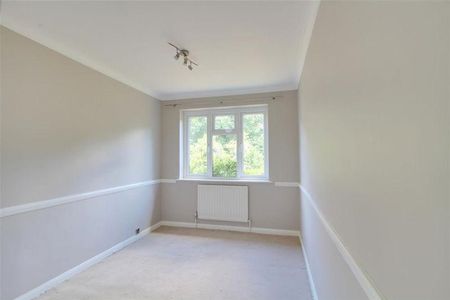 5 bedroom detached house to rent - Photo 5