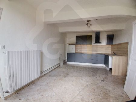 Maison 5 pièce(s) 161 m2 avec hangar et terres agricoles, - Photo 4