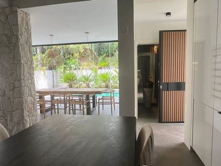 5 bedroom luxury Villa for rent in Nueva Andalucia, Spain - Photo 3