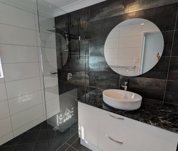 6/112 Digger Street, Cairns North QLD 4870 - Apartment For Rent | D... - Photo 5