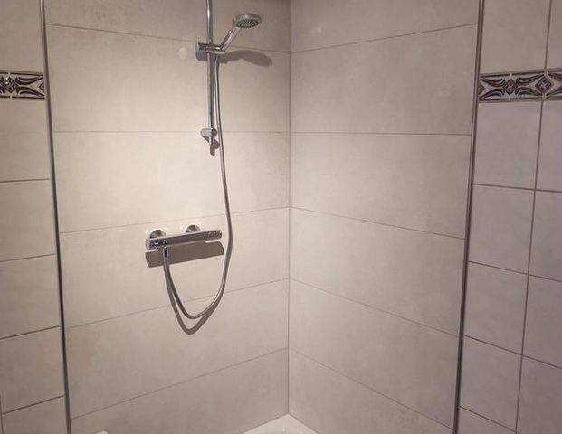 Helle 75 m² Wohnung mit Balkon in zentraler Lage - Foto 1