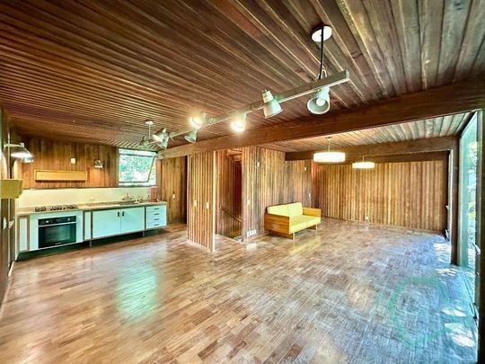 Casa Com 4 Dormitórios, 260 m² - Venda por R$1.800.000ou Aluguel por R$9.180,41/mês - Granja V - Foto 1