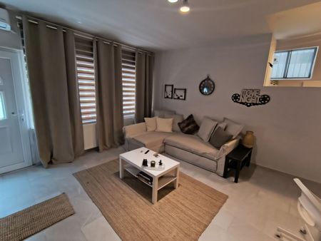 Studio/Γκαρσονιέρα για ενοικίαση - Βούλγαρη - Ντεπώ - Μαρτίου, - Φωτογραφία 3