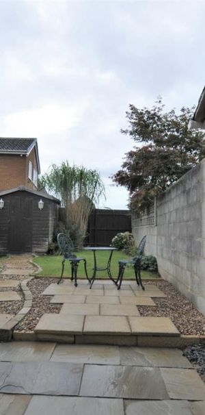 Bentley Road, Uttoxeter, Staffordshire ST14 7NQ - Photo 2