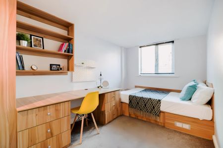 4 Bed 1 Bath - Photo 5