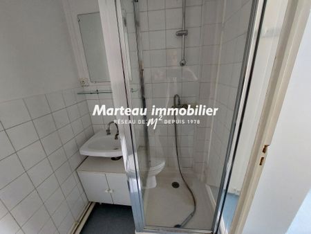 Location Appartement 1 pièce 22m² - Photo 2