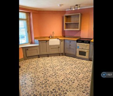 4 bedroom terraced house to rent - Photo 5