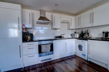 1 bedroom flat to rent - Photo 4