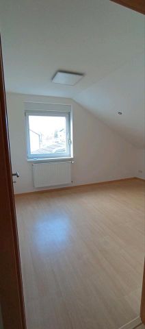 Moderne großzügige 3 ZKB Dachgeschoss Wohnung - Künzell (Fulda) - Foto 3
