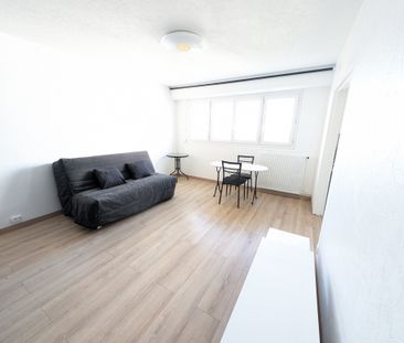 STUDIO MEUBLE 38 M² BONNEUIL SUR MARNE - Photo 1