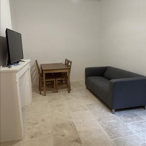 2 pièces - Meublé - 37,8 m² - 2ème étage - Colocation non autorisée - Photo 2