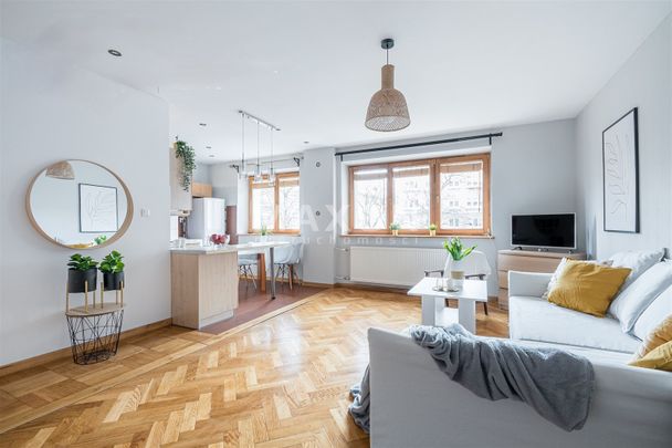 Duża kawalerka Nowolipki Muranów - Photo 1