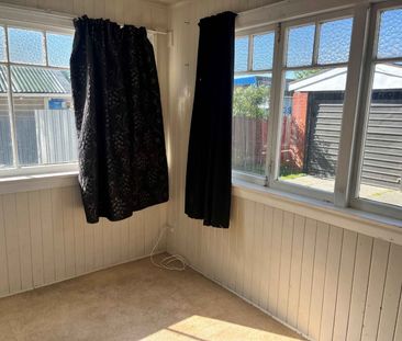 Location Location - Photo 5