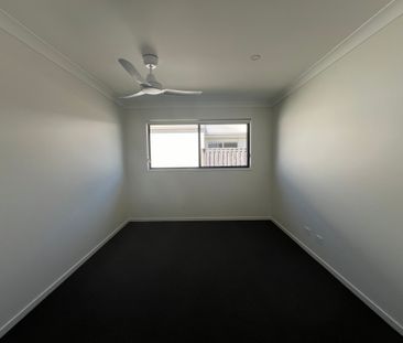 31 Donovan Street, Blacks Beach - Photo 2