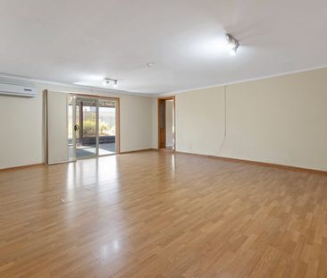 44 Joycelyn Av, Surrey Downs, SA 5126 - Photo 5