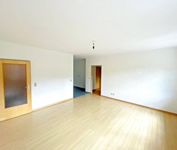 Helle 3-Zimmer-Wohnung mit Süd-Ostausrichtung im 2. Stock! - Foto 1