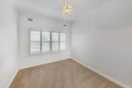 Caringbah South - Photo 4