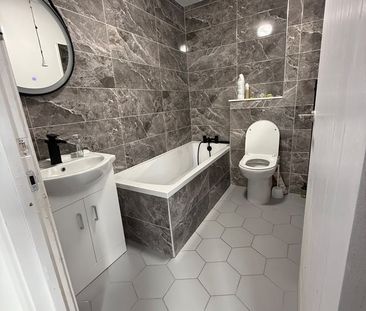 Room in a Shared House, Southampton Way, SE5 - Photo 6