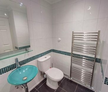 1 bedroom ground floor flat to rent - Photo 4