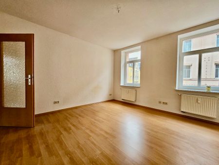 Ruhige und gemütliche 2-Zimmer-Maisonette-Wohnung im Herzen von Döbeln! - Foto 2