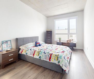 1433 De la Gare Ave, Mascouche, QC - Photo 2