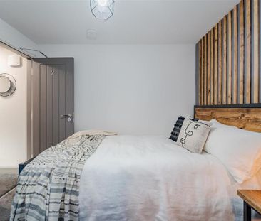 5 bedroom terraced house to rent - Photo 3