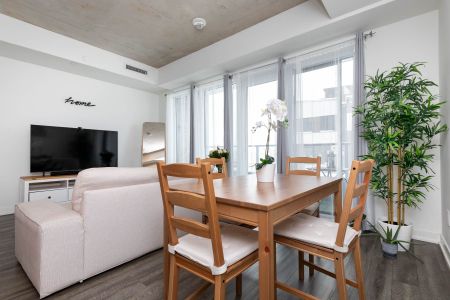 For Lease - 1808 St Clair Avenue Unit# 219, Toronto, Ontario - Photo 3