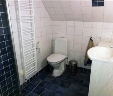 Ovanvåning i lyxig villa - Photo 4