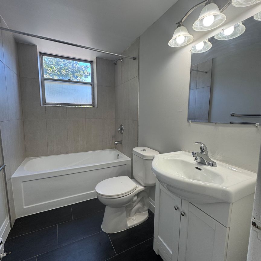 For Lease - 75 High Street Unit# 317, London South, Ontario - Photo 1