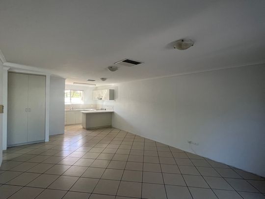 Two Bedroom Unit in Larapinta - Photo 1