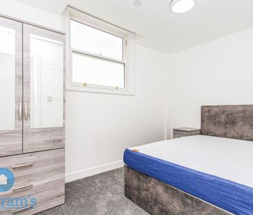 2 bed Apartment for Rent - Photo 5