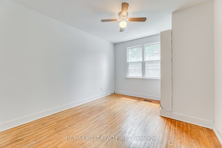 For Lease - 211 King Street, Caledon, Ontario - Photo 3