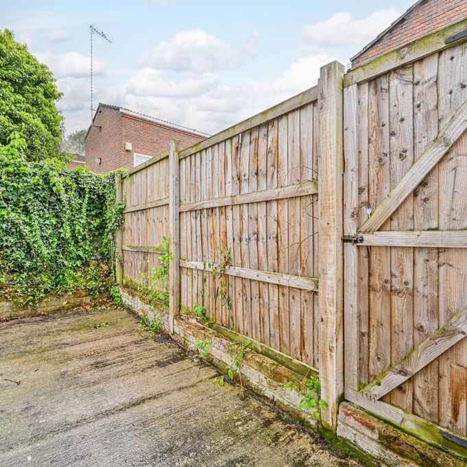 3 bedroom detached house to rent - Photo 1