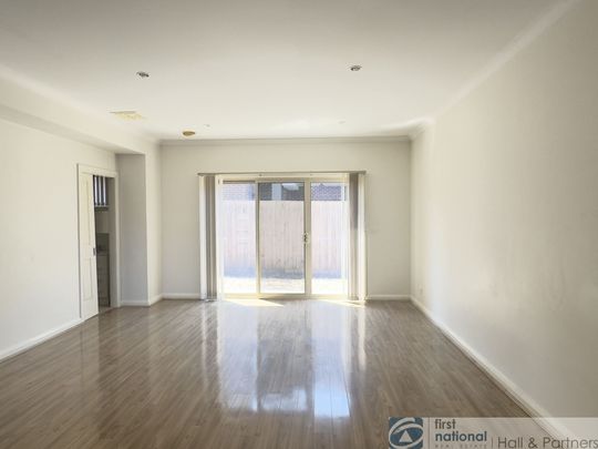 Prime Location Family Home - Photo 1