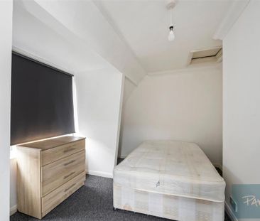 5 bedroom terraced house to rent - Photo 1