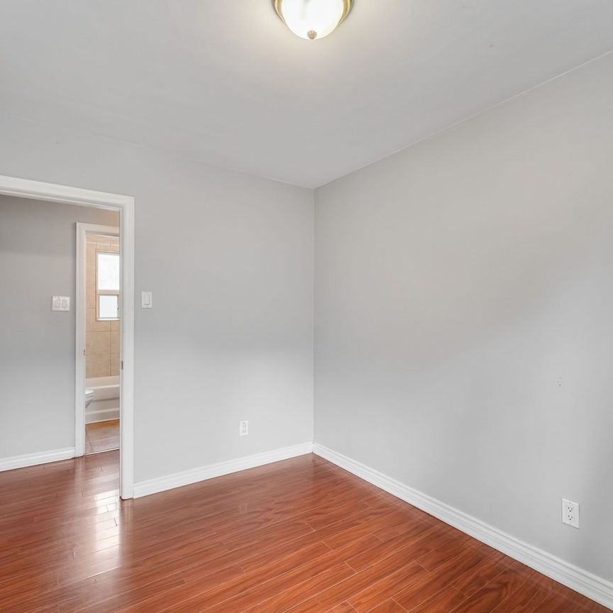 For Lease - 115 Darlingside Drive, Toronto, Ontario - Photo 1