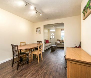 2 bedroom house to rent - Photo 3