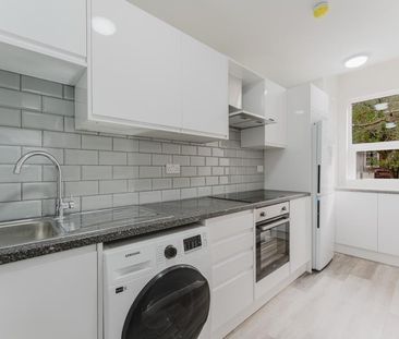 5 bedroom flat to rent - Photo 4
