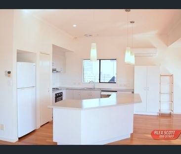 Rare Uninterrupted Water Views - Photo 4