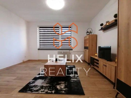 Pronájem luxusní 1+1, 41 m - Photo 1