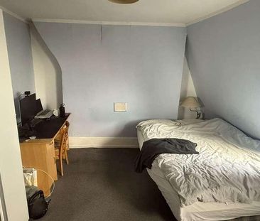 A Holloway Road, London, N19 - Photo 6