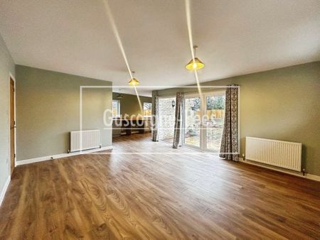 Tadley, Hampshire, RG26 - Photo 2