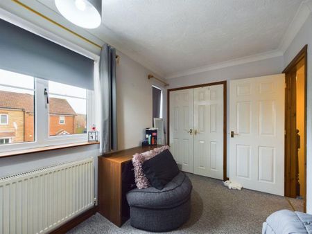 2 bedroom terraced house to rent - Photo 4