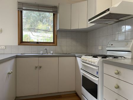 2/28 Hewitt Avenue, Kennington - Photo 4