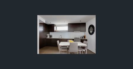 Ultra modern in Surry Hills warehouse district - Photo 5