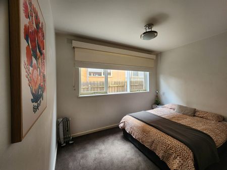 St Kilda East - Photo 4