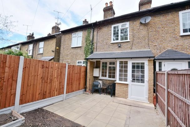 Bennetts Yard, High Street, Uxbridge, UB8 - Photo 1
