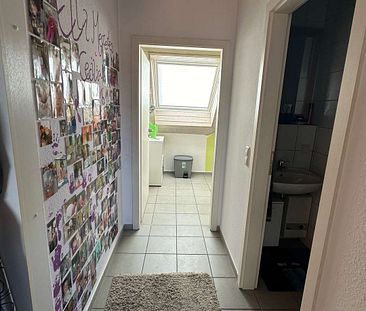 Gemütliche Dachgeschosswohnung mit Balkon! - Foto 5